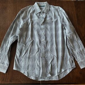 Men’s button down shirt Perry Ellis size medium